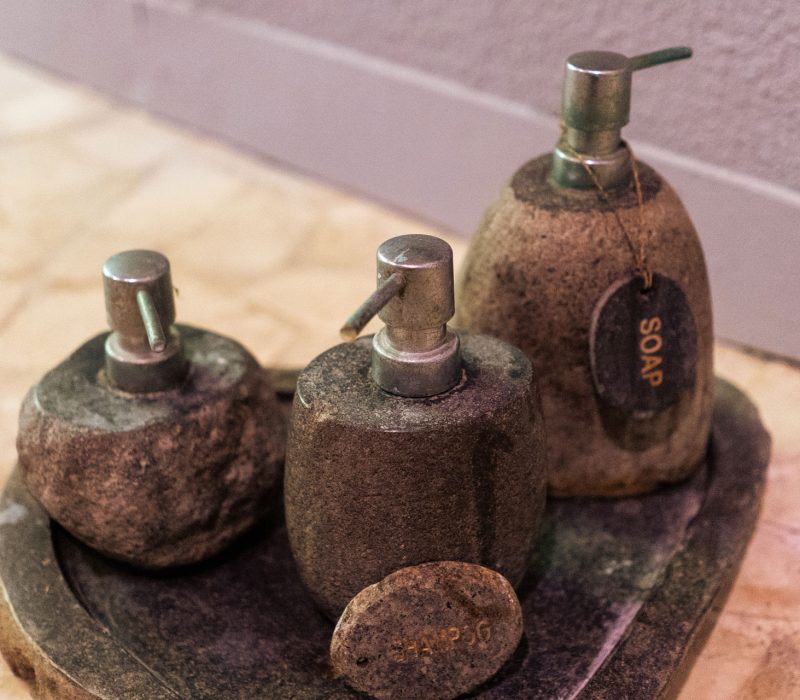 bathroom-maylie-bali-villa-11