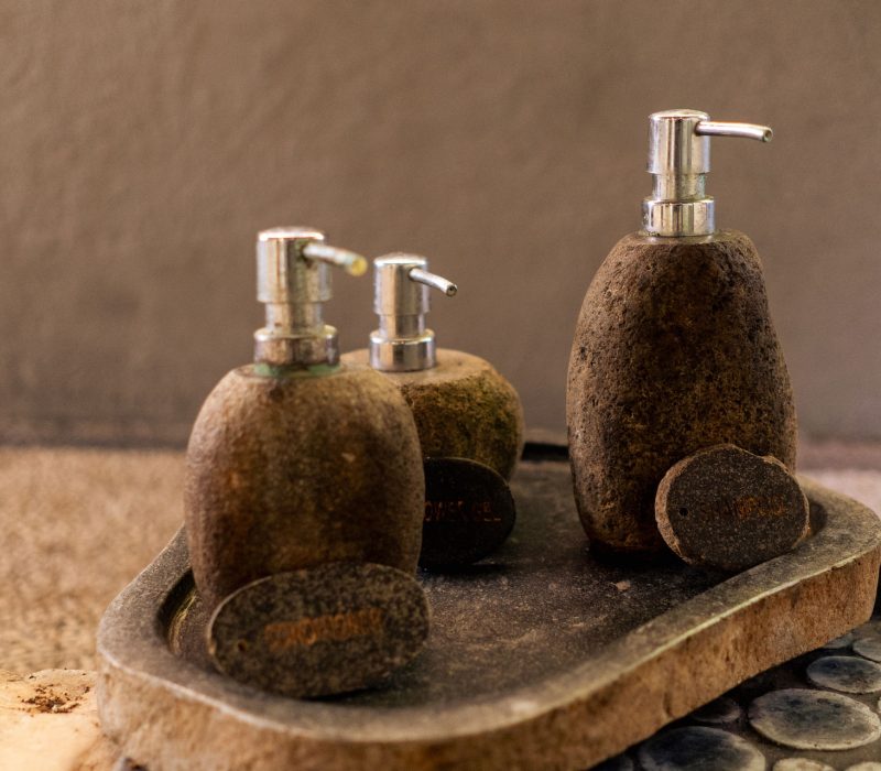 bathroom-maylie-bali-villa-3